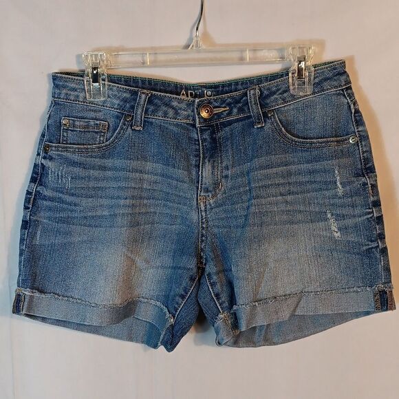 Apt 9 Stretch Denim Distressed Shorts - Picture 1 of 4